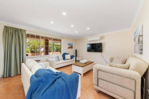 Light & bright Falcon Bay family holiday escape